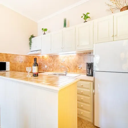 Appartamento Olive Grove And Sea View